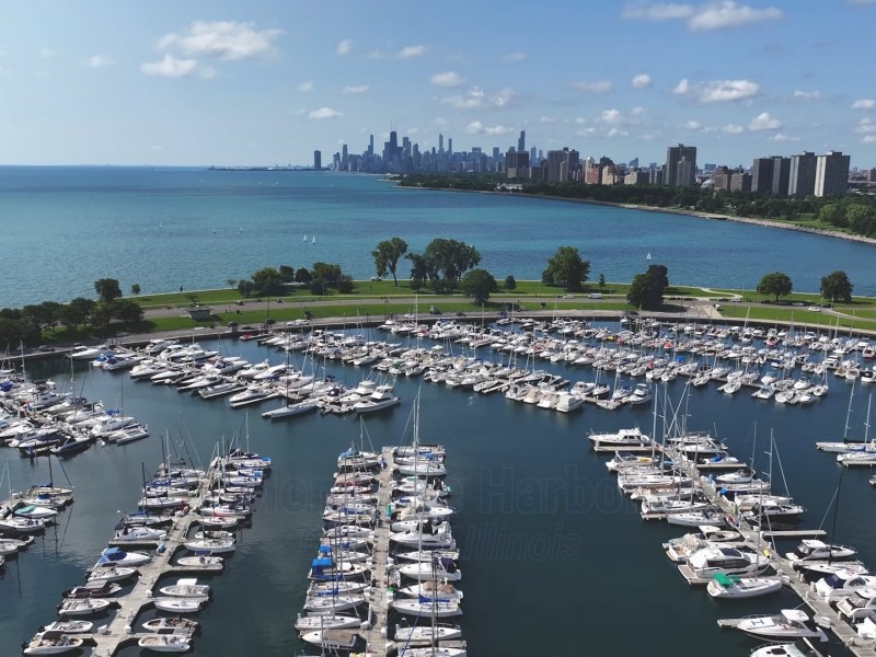 montrose harbor trionic dock boxes